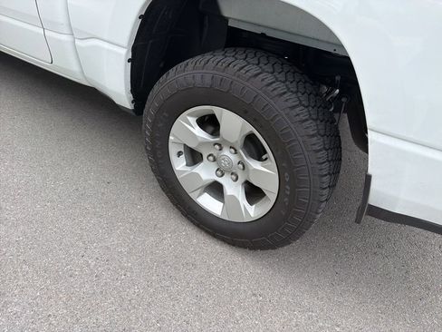 Used 2023 RAM 1500 Big Horn AWD/4WD image 24