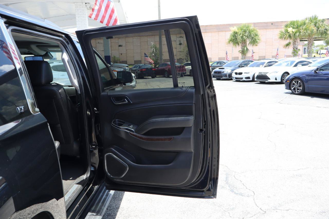 Used 2019 Chevrolet Suburban LT AWD/4WD image 19