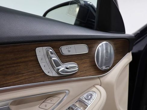 Used 2020 Mercedes-Benz C 300 4MATIC Sedan image 17