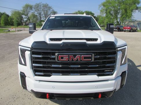 New 2026 GMC Sierra 3500 AT4 w/ AT4 Premium Plus Package AWD/4WD image 12