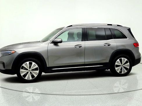 Used 2023 Mercedes-Benz EQB 300 4MATIC w/ Exclusive Package image 8