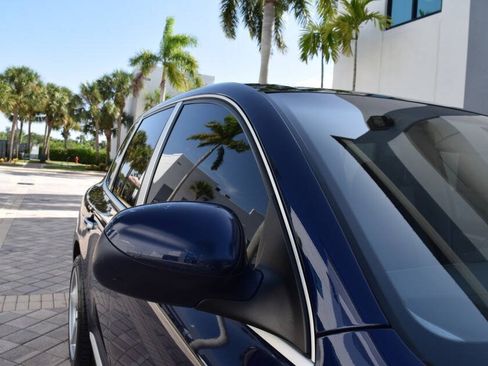 Used 2004 Porsche Cayenne Turbo AWD/4WD image 31