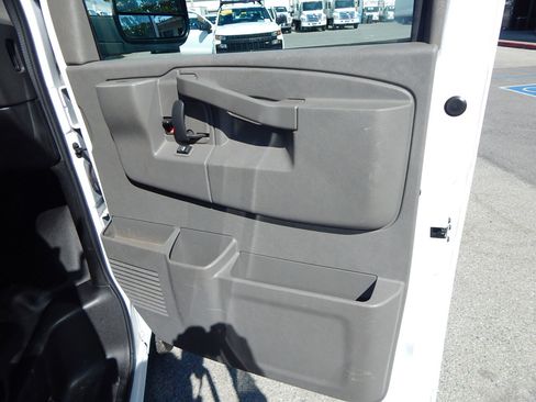 Used 2021 Chevrolet Express 2500 w/ Driver Convenience Package RWD image 23