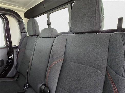 New 2025 Jeep Gladiator Rubicon w/ Safety Group image 15