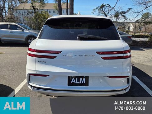 Used 2026 Genesis Electrified GV70 Advanced image 8