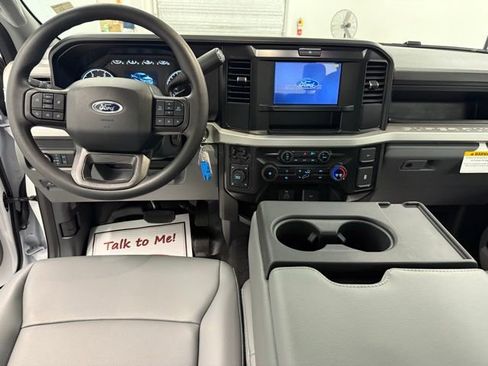 New 2026 Ford F250 4x4 Crew Cab Super Duty image 16