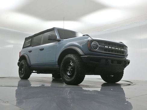 Certified 2022 Ford Bronco Black Diamond AWD/4WD image 43