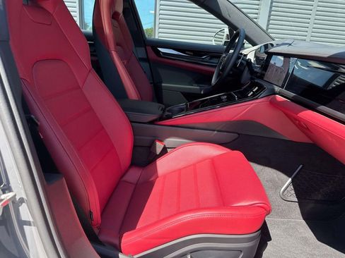 New 2026 Porsche Panamera image 16