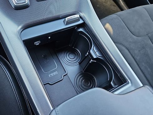 Used 2025 Hyundai Palisade Calligraphy image 15