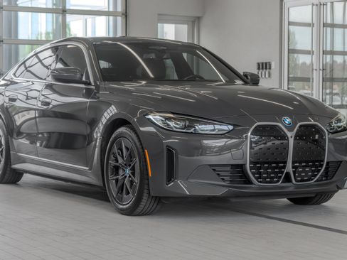 Used 2023 BMW i4 eDrive35 RWD image 21