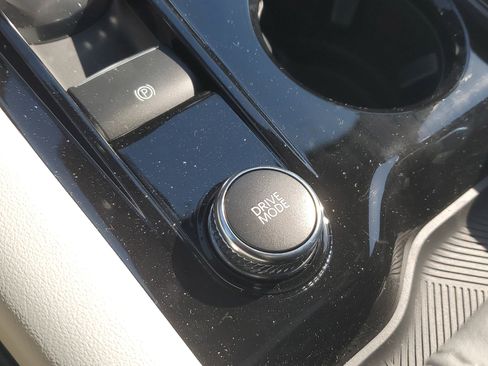 New 2026 Ford Explorer Platinum w/ LUX Leather Package image 30