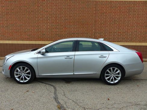 Used 2017 Cadillac XTS Luxury FWD image 6