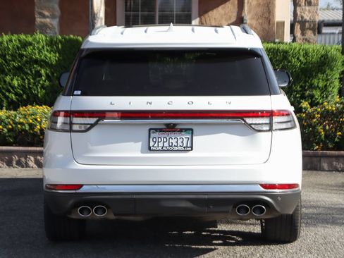 Used 2021 Lincoln Aviator Reserve w/ Equipment Group 201A RWD image 7