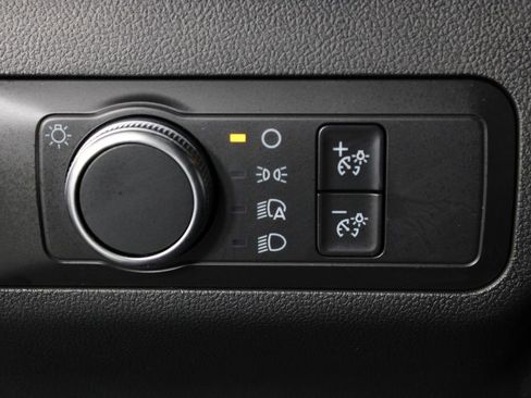 Used 2020 Ford Escape SE image 24