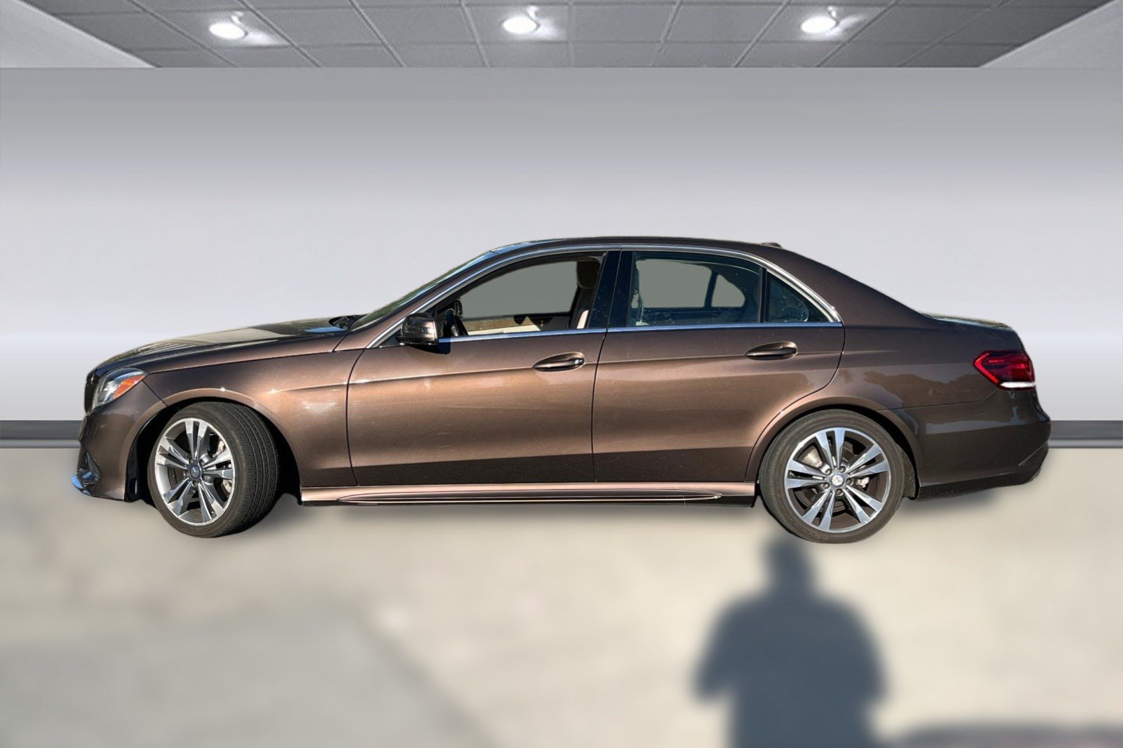 Used 2015 Mercedes-Benz E 350 Sedan image 2