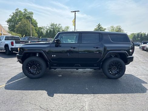New 2025 GMC Hummer EV 2X AWD/4WD image 9