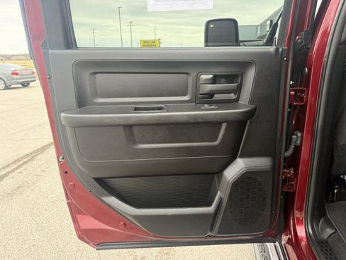 Used 2024 RAM 2500 Tradesman w/ Chrome Appearance Group image 26