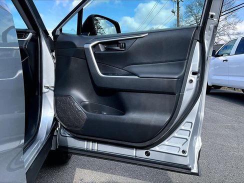 Certified 2025 Toyota RAV4 LE image 20