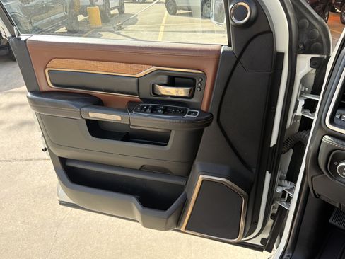 Used 2021 RAM 3500 Limited AWD/4WD image 30