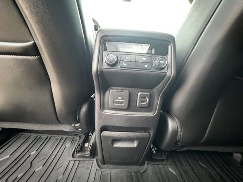 Used 2018 GMC Acadia SLT w/ LPO, Protection Package image 30