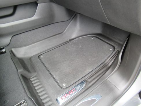 Used 2024 GMC Sierra 2500 AT4X AWD/4WD image 39