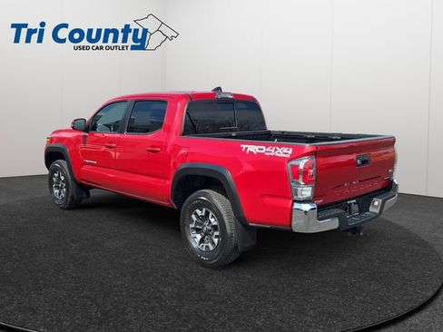 Certified 2023 Toyota Tacoma TRD Off-Road AWD/4WD image 6