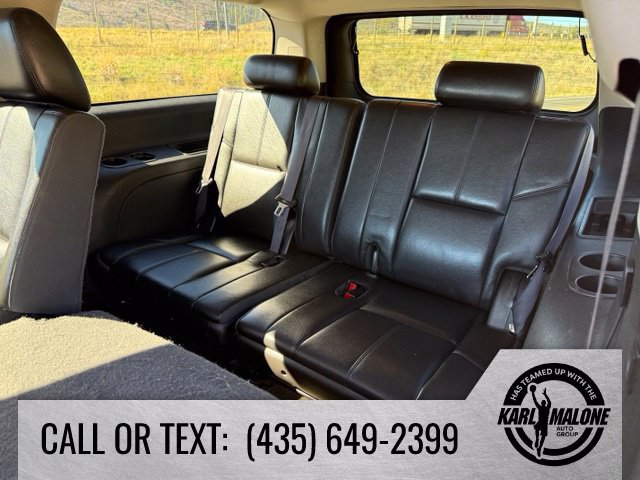 Used 2013 GMC Yukon XL SLT w/ SLT-2 Equipment Package AWD/4WD image 32