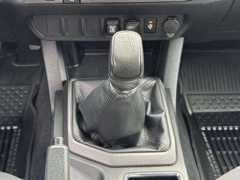 Used 2020 Toyota Tacoma TRD Sport AWD/4WD image 6