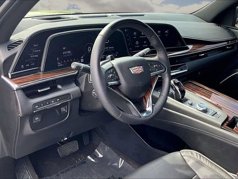 Certified 2023 Cadillac Escalade Premium Luxury w/ LPO, Floor Liner Package image 17