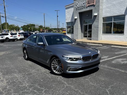Used 2017 BMW 530i w/ Premium Package RWD image 8