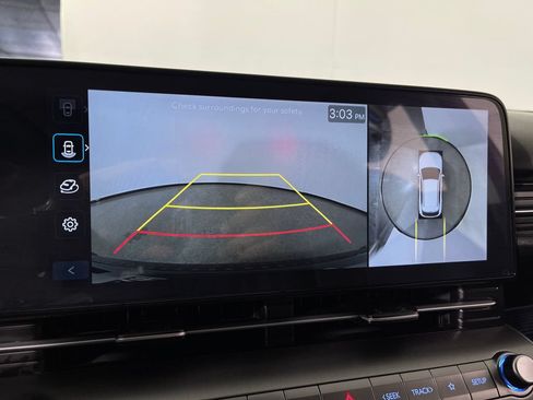 Used 2025 Hyundai Kona Limited FWD image 21