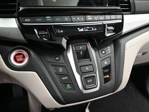 New 2026 Honda Odyssey EX-L image 17