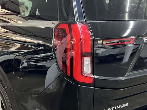 Used 2025 Ford Expedition Max Platinum w/ Platinum Ultimate Package image 10