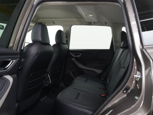 Used 2024 Subaru Forester Limited AWD/4WD image 18