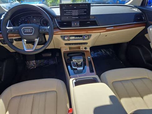 Used 2022 Audi Q5 2.0T Premium w/ Convenience Package AWD/4WD image 15