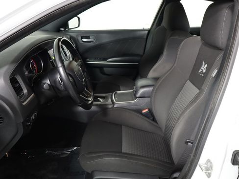 Used 2022 Dodge Charger Scat Pack w/ Dynamics Package RWD image 14