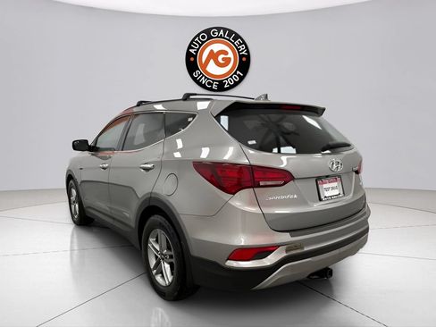 Used 2018 Hyundai Santa Fe Sport w/ 2.4L Value Package 02 FWD image 5
