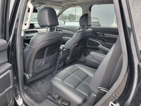 Used 2022 Kia Telluride EX w/ EX Premium Package image 13