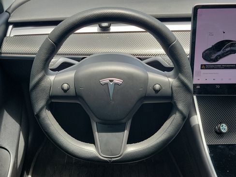 Used 2020 Tesla Model 3 RWD image 17