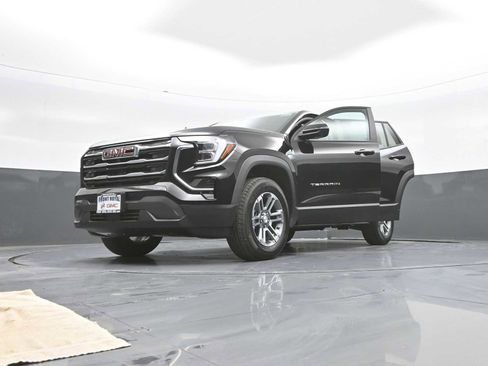 New 2026 GMC Terrain Elevation AWD/4WD image 35