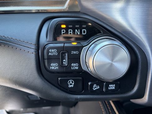 Used 2021 RAM 1500 Limited w/ Off Road Group image 17