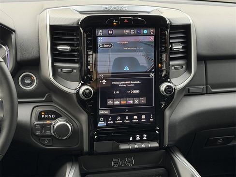 New 2026 RAM 1500 4x4 Crew Cab image 14