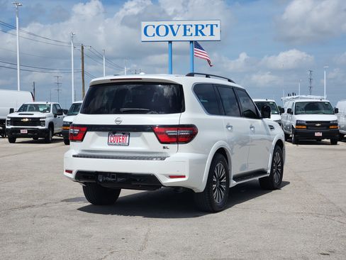 Used 2023 Nissan Armada SL w/ Midnight Edition Package AWD/4WD image 7