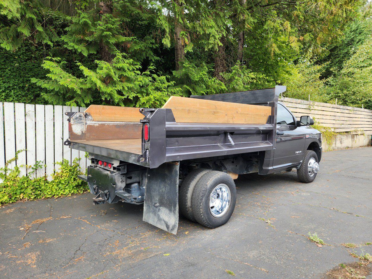 Used 2022 RAM 3500 Tradesman AWD/4WD image 3
