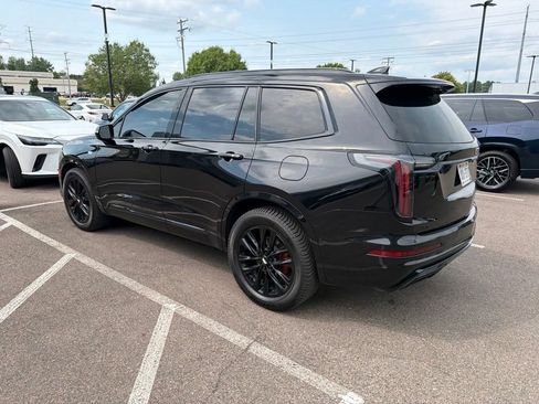 Used 2023 Cadillac XT6 Sport w/ LPO, ONYX Package AWD/4WD image 16
