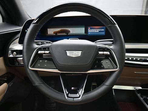 Used 2026 Cadillac Lyriq Signature Luxury w/ Nappa Leather Package AWD/4WD image 13