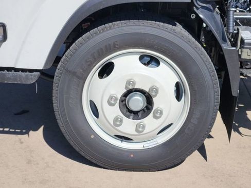 New 2024 Chevrolet Low Cab Forward 5500XD RWD image 15
