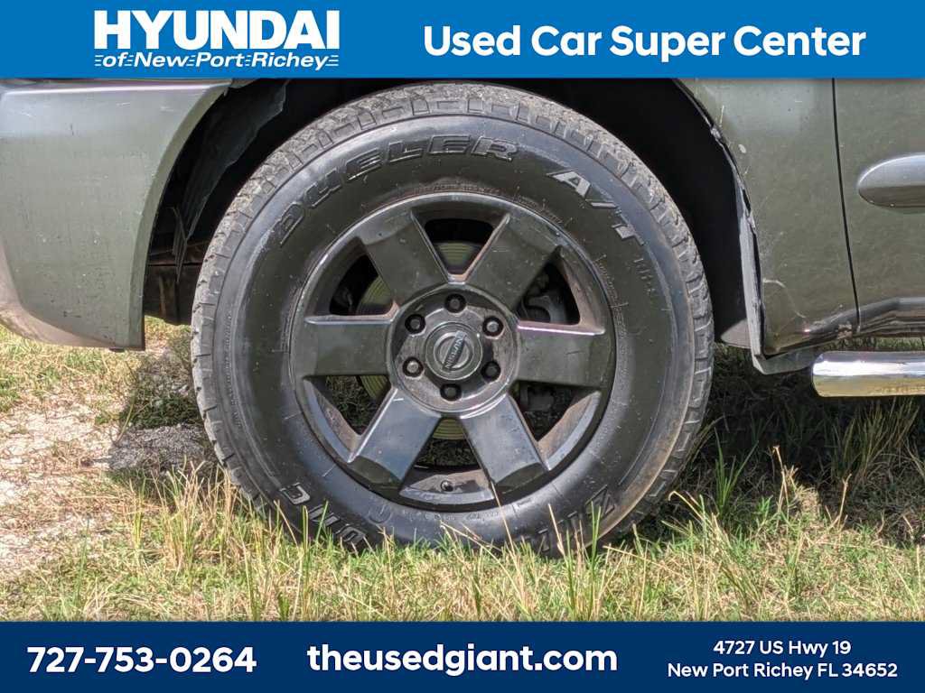 Used 2004 Nissan Titan LE AWD/4WD image 9