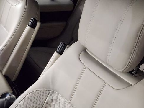 Used 2019 Land Rover Range Rover Supercharged image 14