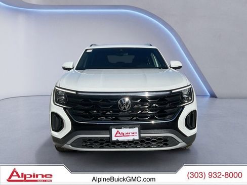 Used 2025 Volkswagen Atlas Cross Sport SE image 8